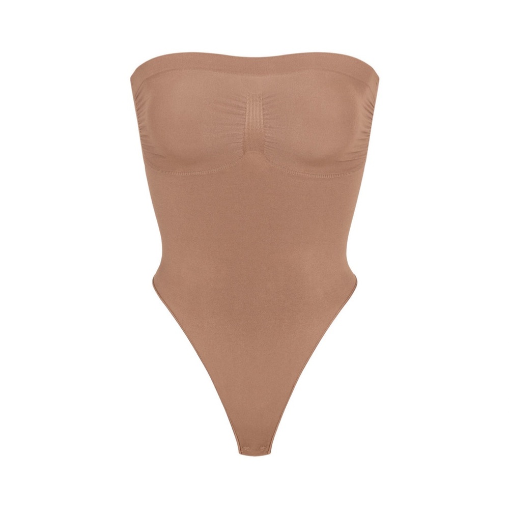 SKIMS Seamless Sculpt Strapless Thong Bodysuit